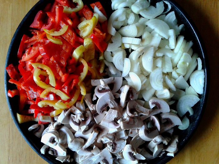 Salata de champignon si ardei