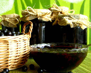 Dulceata de coacaze negre