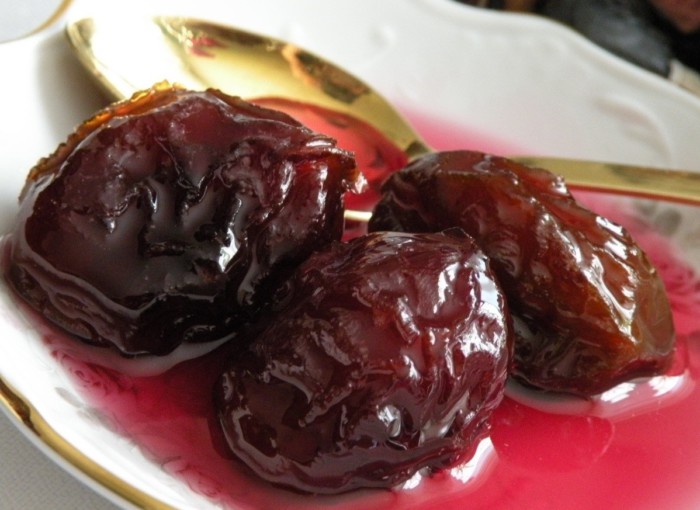 dulceata de prune uscate